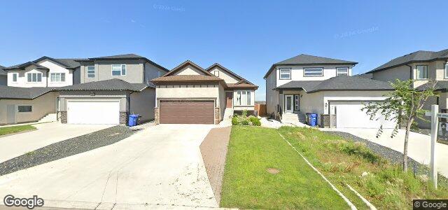 Photo of 135 Bitterfield Drive in Winnipeg, Manitoba