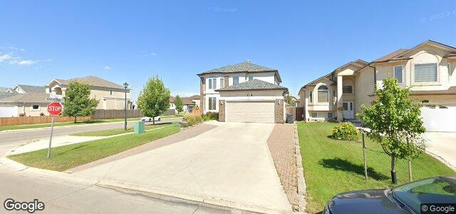 203 Morava Way（加拿大曼尼托巴省溫尼伯市）房屋照片