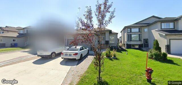 Photo of 218 Mosselle Drive in Winnipeg, Manitoba