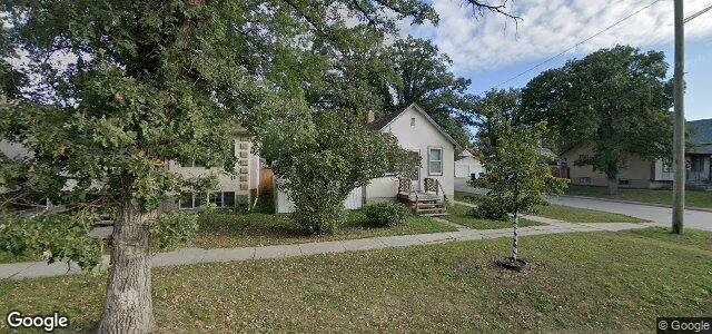 549 Deniset Street（加拿大曼尼托巴省溫尼伯市）房屋照片