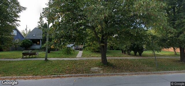 562 Cusson Street（加拿大曼尼托巴省溫尼伯市）房屋照片