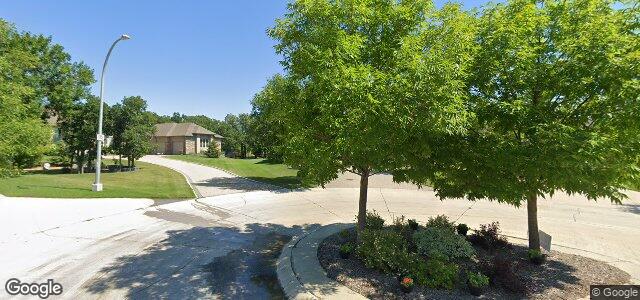 27 Mossy Oaks Cove（加拿大曼尼托巴省溫尼伯市）房屋照片