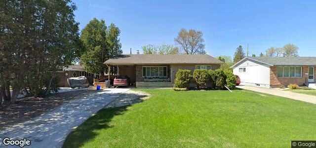 Photo of 50 Jupiter Bay in Winnipeg, Manitoba