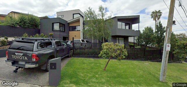 18 Barbara Crescent（加拿大曼尼托巴省溫尼伯市）房屋照片