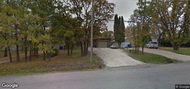 557 Charleswood Road（加拿大曼尼托巴省溫尼伯市）房屋照片