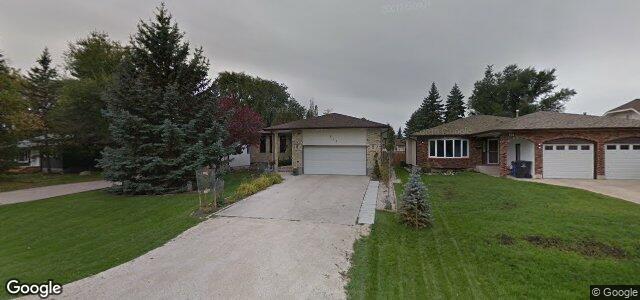 Photo of 626 Charleswood Road in Winnipeg, Manitoba
