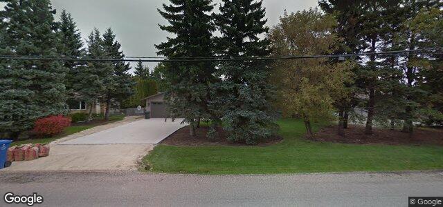 Larawan ng 631 Charleswood Road sa Winnipeg, Manitoba