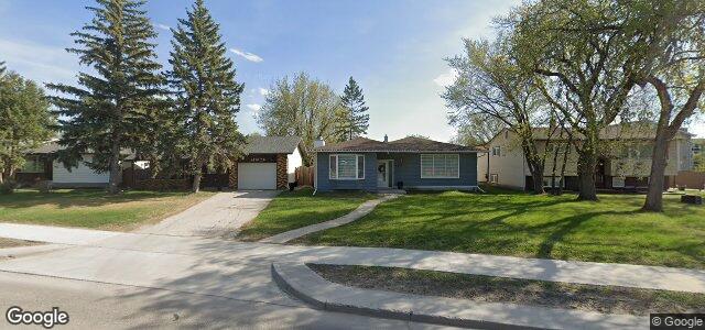 6424 Roblin Boulevard（加拿大曼尼托巴省溫尼伯市）房屋照片