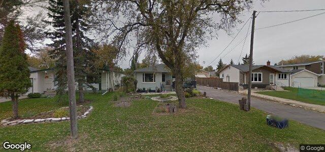 720 Charleswood Road（加拿大曼尼托巴省溫尼伯市）房屋照片