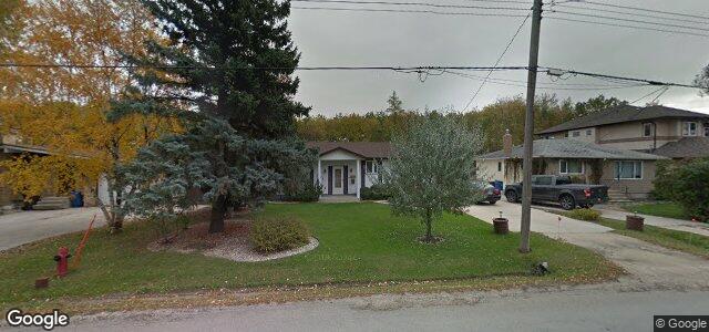 783 Charleswood Road（加拿大曼尼托巴省溫尼伯市）房屋照片