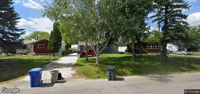 900 Charleswood Road（加拿大曼尼托巴省溫尼伯市）房屋照片