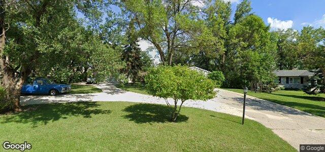 Photo of 2 Mount Royal Crescent in Winnipeg, Manitoba