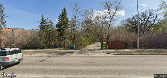 2176 Portage Avenue（加拿大曼尼托巴省溫尼伯市）房屋照片