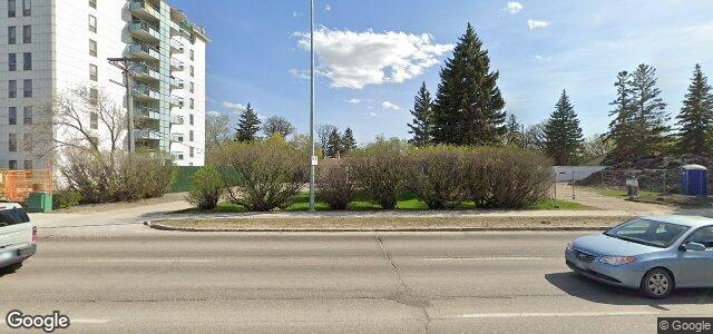 2370 Portage Avenue（加拿大曼尼托巴省溫尼伯市）房屋照片