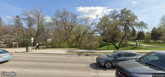 2394 Portage Avenue（加拿大曼尼托巴省溫尼伯市）房屋照片