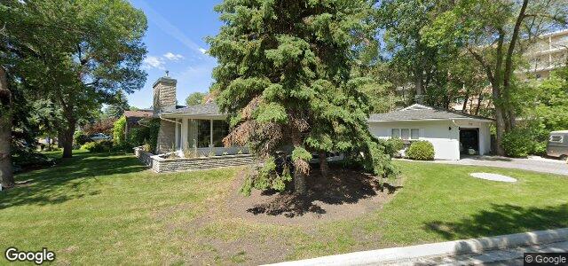 2427 Assiniboine Crescent（加拿大曼尼托巴省溫尼伯市）房屋照片