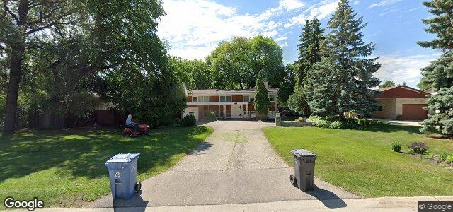 2508 Assiniboine Crescent（加拿大曼尼托巴省溫尼伯市）房屋照片