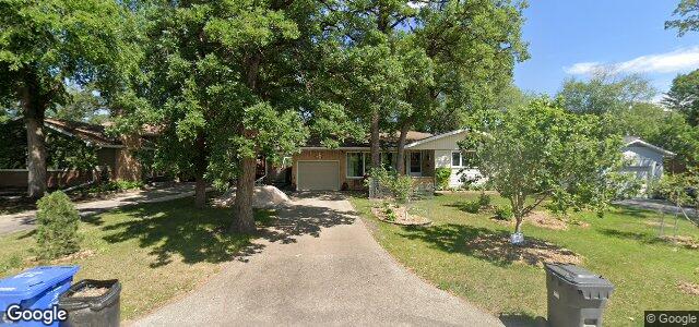 2515 Assiniboine Crescent（加拿大曼尼托巴省溫尼伯市）房屋照片