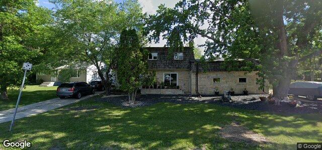 2607 Assiniboine Crescent（加拿大曼尼托巴省溫尼伯市）房屋照片