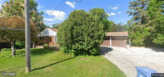 2614 Assiniboine Crescent（加拿大曼尼托巴省溫尼伯市）房屋照片