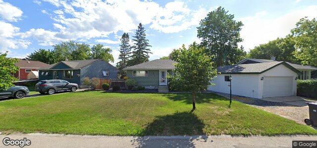 2615 Assiniboine Crescent（加拿大曼尼托巴省溫尼伯市）房屋照片