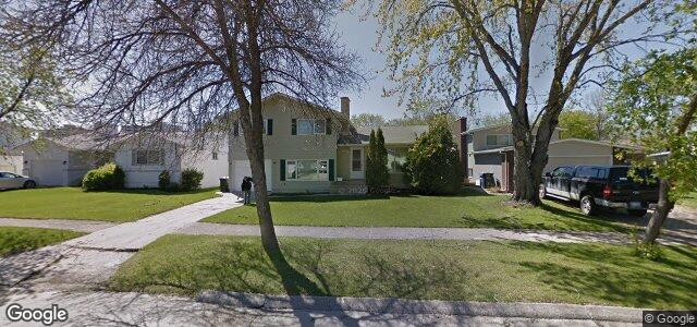 Larawan ng 213 Athlone Drive sa Winnipeg, Manitoba