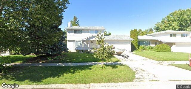 24 Meadowlark Place（加拿大曼尼托巴省溫尼伯市）房屋照片