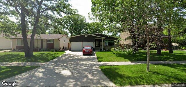 374 Harcourt Street（加拿大曼尼托巴省溫尼伯市）房屋照片