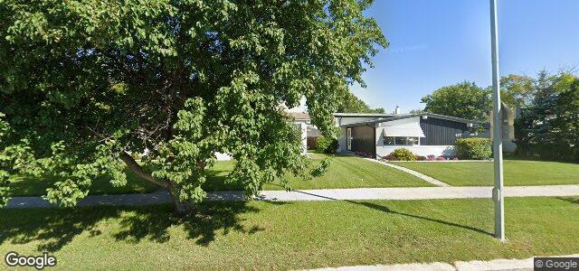 Larawan ng 411 Booth Drive sa Winnipeg, Manitoba