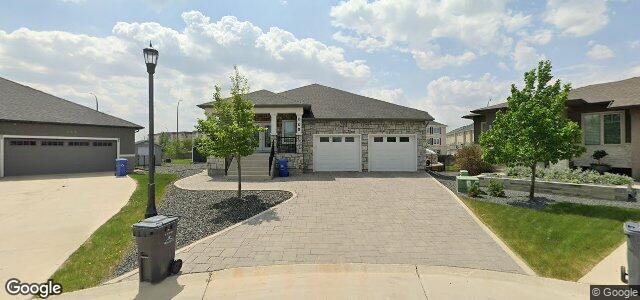 121 Maple Creek Road（加拿大曼尼托巴省溫尼伯市）房屋照片