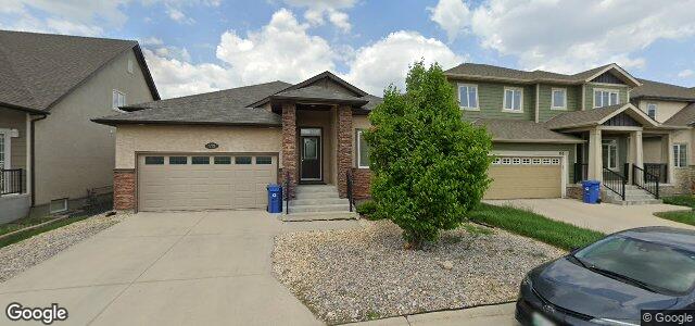Photo of 172 Bridgeland Drive S in Winnipeg, Manitoba