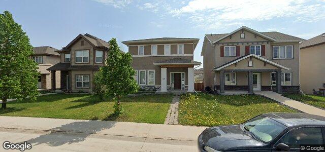 Photo of 102 Sablewood Road in Winnipeg, Manitoba