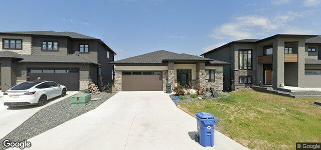 121 Springwater Road（加拿大曼尼托巴省溫尼伯市）房屋照片