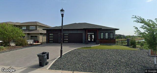 Photo of 142 Lake Bend Road in Winnipeg, Manitoba