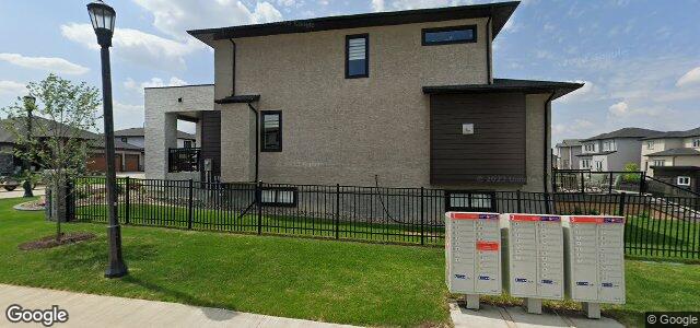 327 Willow Creek Road（加拿大曼尼托巴省溫尼伯市）房屋照片