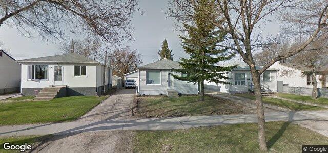 Photo of 1986 Bannatyne Avenue W in Winnipeg, Manitoba
