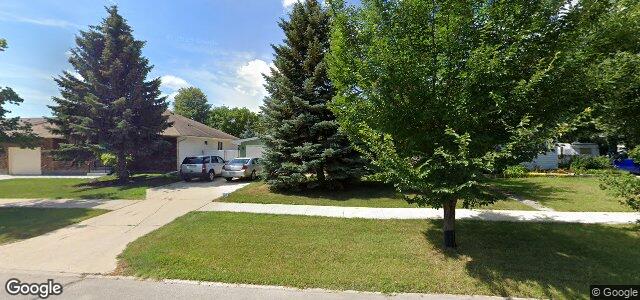 1016 Isbister Street（加拿大曼尼托巴省溫尼伯市）房屋照片