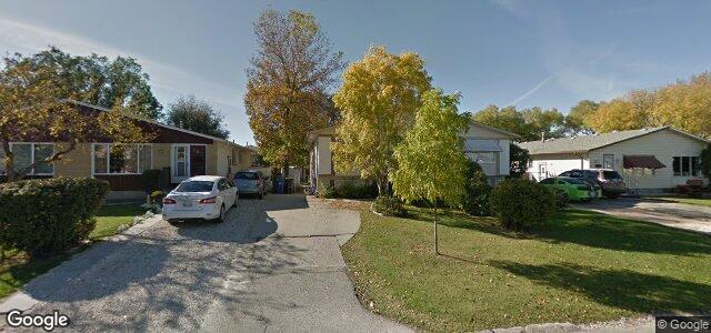 103 Bernadine Crescent（加拿大曼尼托巴省溫尼伯市）房屋照片