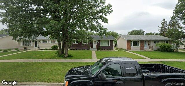 1114 Buchanan Boulevard（加拿大曼尼托巴省溫尼伯市）房屋照片