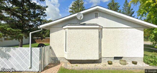 1122 Buchanan Boulevard（加拿大曼尼托巴省溫尼伯市）房屋照片