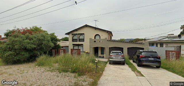 15 Capulet Crescent（加拿大曼尼托巴省溫尼伯市）房屋照片