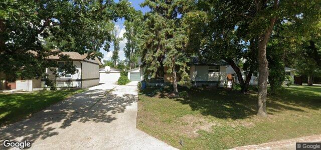 Photo of 283 Risbey Crescent in Winnipeg, Manitoba