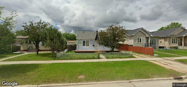 Photo of 658 Buchanan Boulevard in Winnipeg, Manitoba