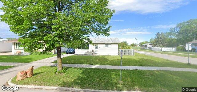 744 Isbister Street（加拿大曼尼托巴省溫尼伯市）房屋照片