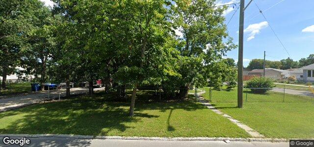 899 Isbister Street（加拿大曼尼托巴省溫尼伯市）房屋照片