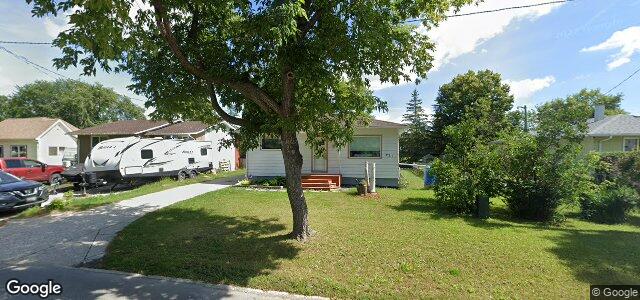 921 Isbister Street（加拿大曼尼托巴省溫尼伯市）房屋照片