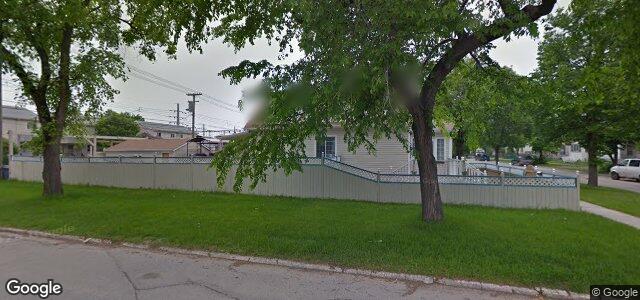 1042 Pritchard Avenue（加拿大曼尼托巴省溫尼伯市）房屋照片