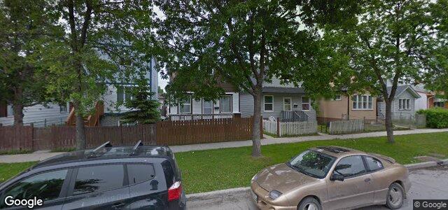Photo of 1089 Manitoba Avenue in Winnipeg, Manitoba