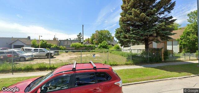 790 Burrows Avenue（加拿大曼尼托巴省溫尼伯市）房屋照片