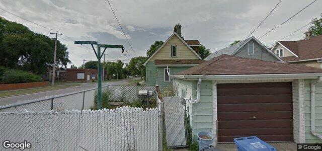 871 Boyd Avenue（加拿大曼尼托巴省溫尼伯市）房屋照片